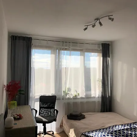 M&b Pokoj Przy Rondzie Daszynskiego Warsaw